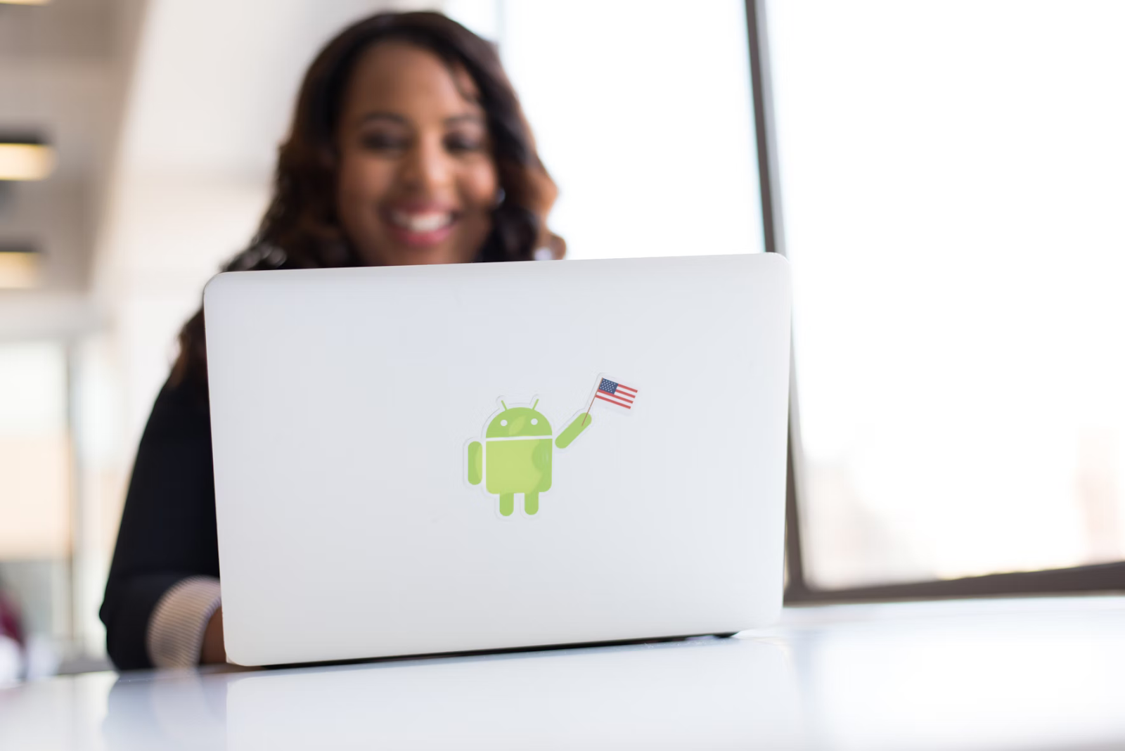 Features of recruiting in IT: How to find a perfect candidate?